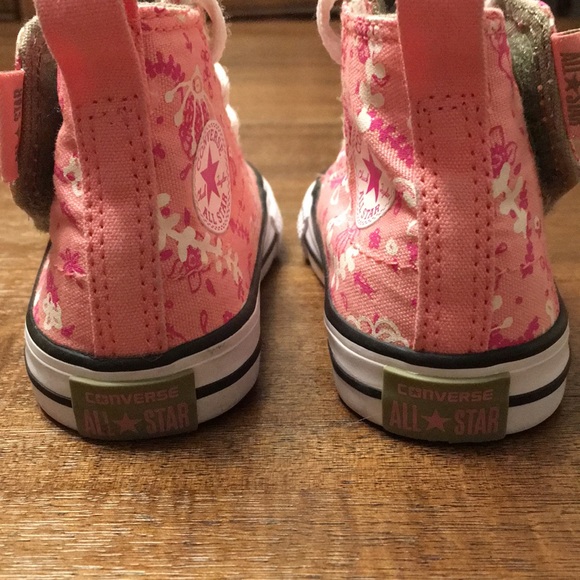 Converse Chuck Taylor All Star Hightops - Picture 3 of 8